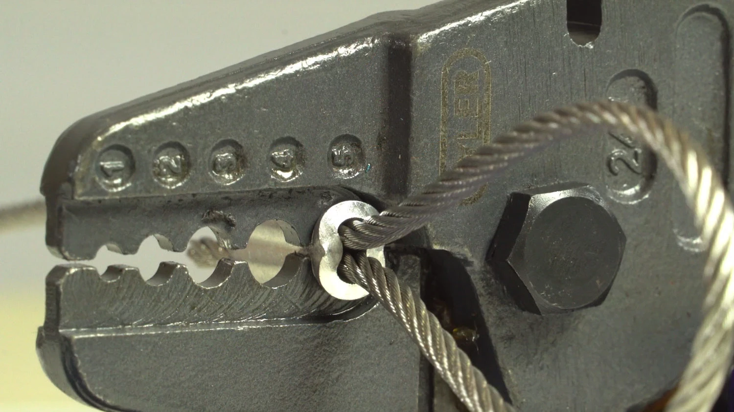 Aluminum Hourglass Sleeves 20 Aluminum Hourglass Sleeves - Image 18